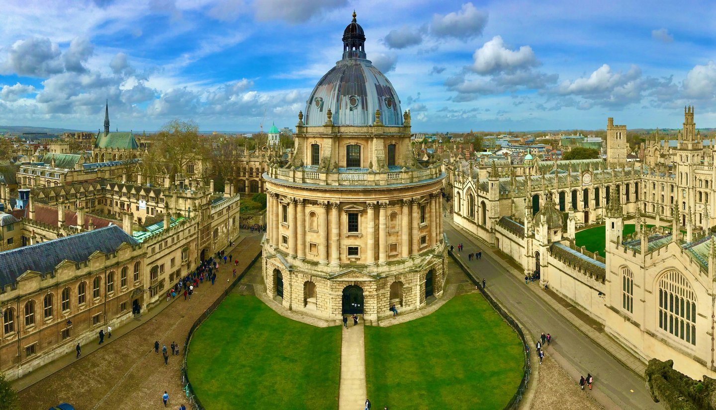 Oxford University historic buildings and spires England day trip from London