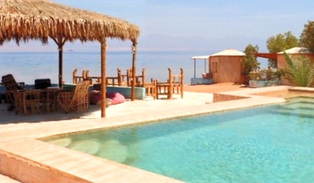 bedouin-star-ras-shitan-pool-view enjoy your beach holiday