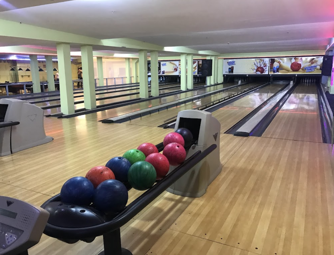Bowling Piazza