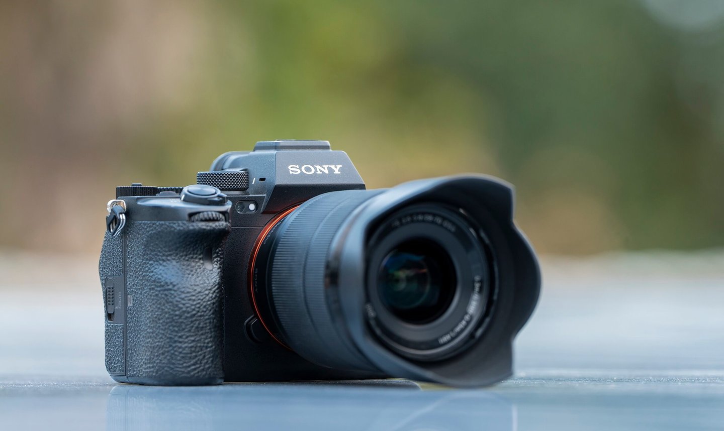 Sony Alpha camera & zoom lens for wildlife safari available on rent for Central Indian national parks