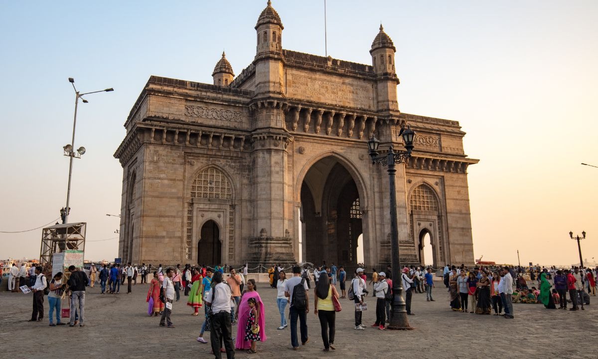 Gateway of India em Mumbai vista frontal — o que fazer em Mumbai