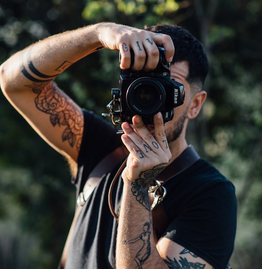 yaco en accion haciendo fotografias