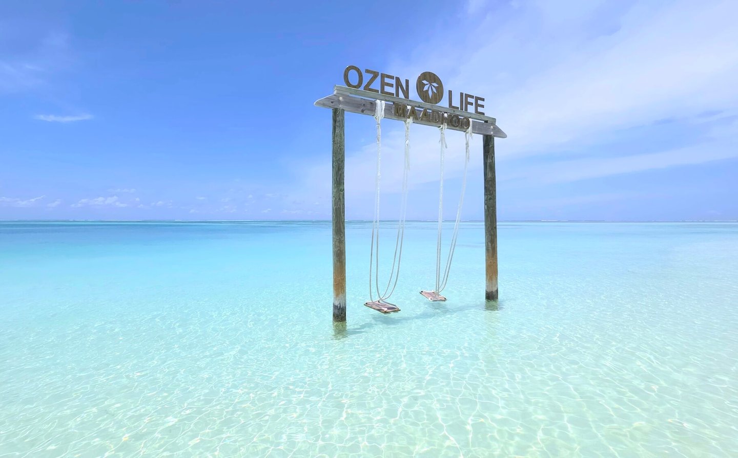 Ozen Life Maadhoo Maldives swing