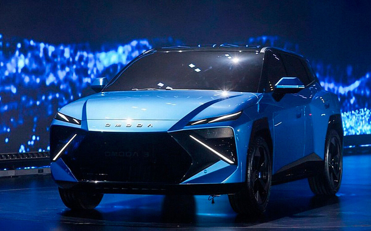 Omoda 3