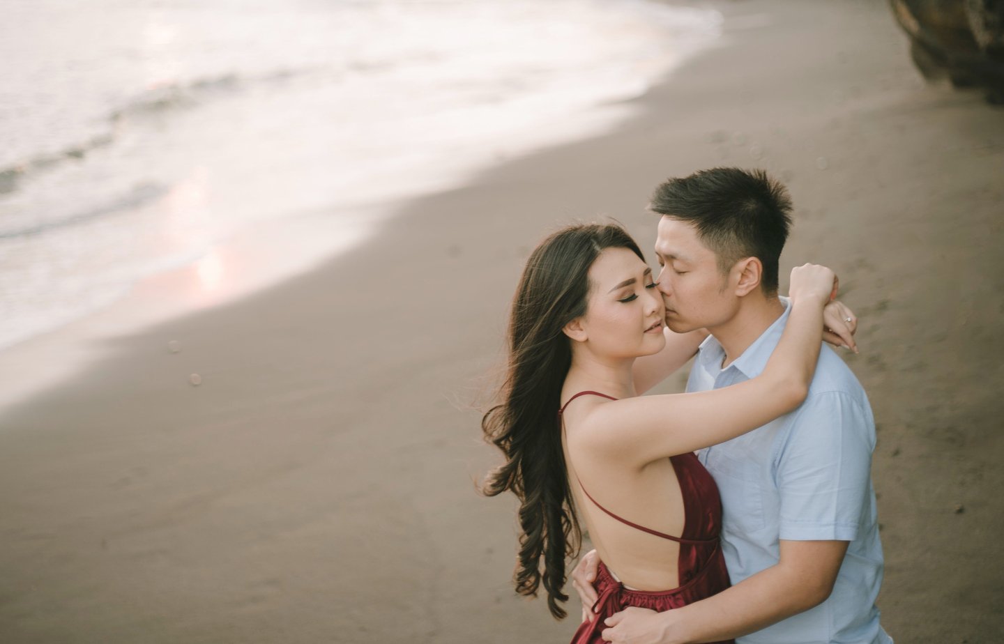 Putri Sanjaya couple session at Nyanyi Beach during sunset in Bali