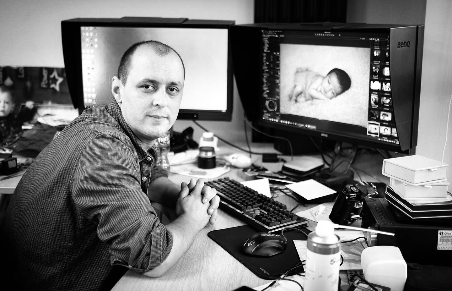 Constantin, the baby whisperer, aka the baby photographer