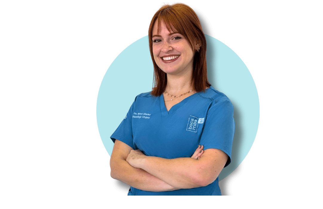 Retrato profesional de la Dra. Neivys Sánchez Amat, implantología y cirugía en Clínica Bocarriba