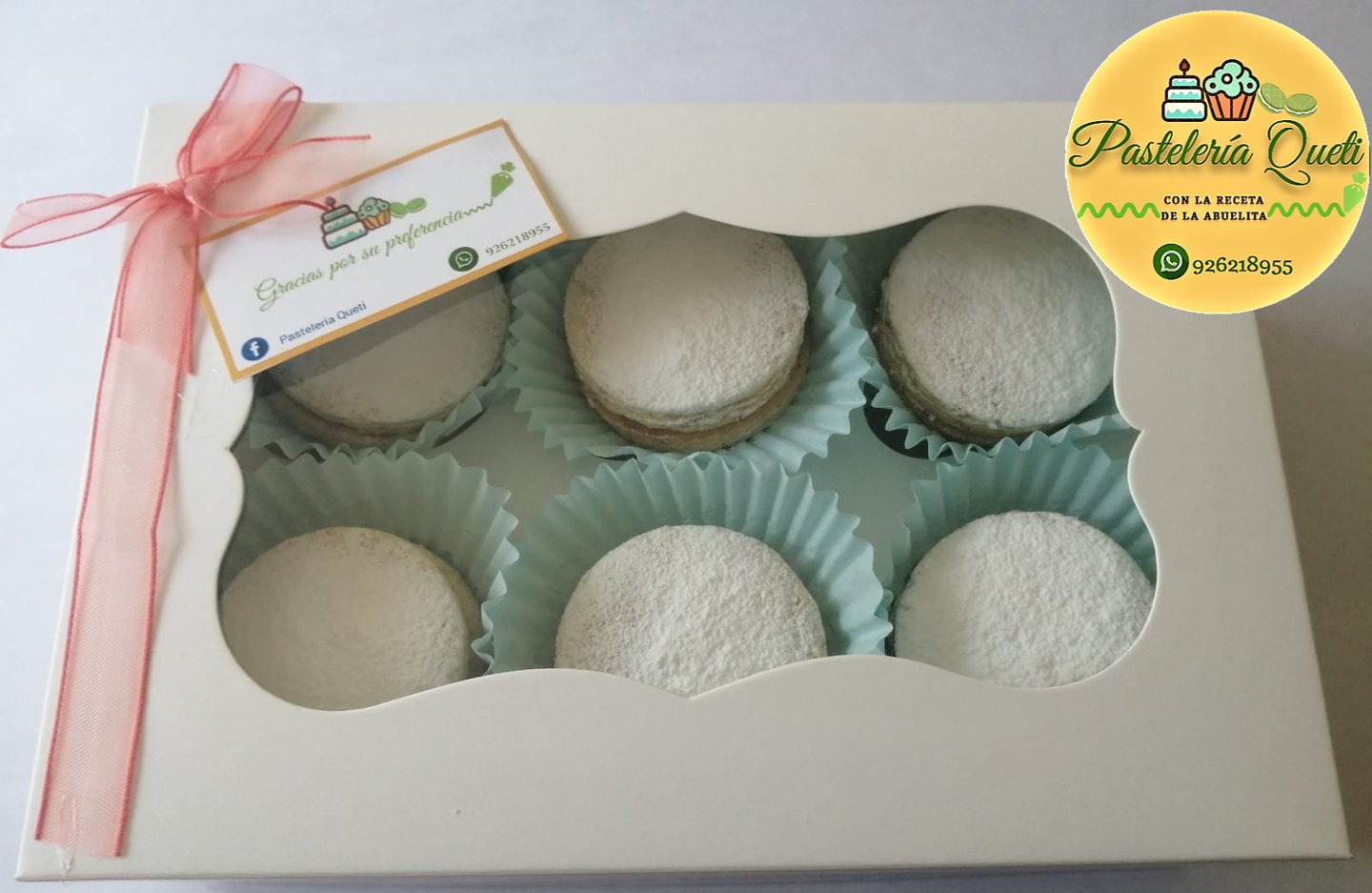 alfajores de almendra pasteleria queti
