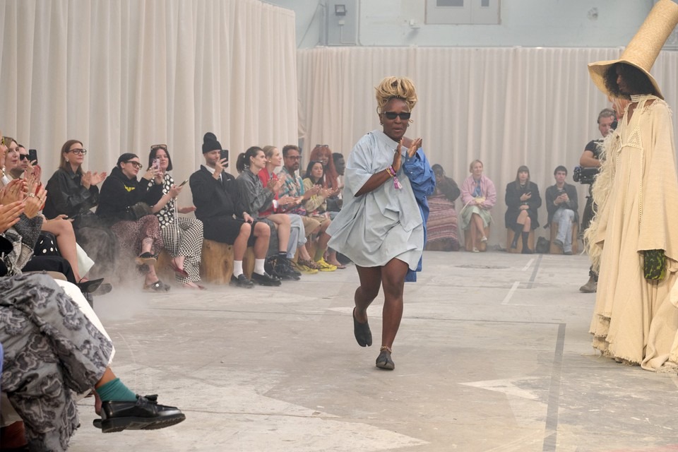 CPHFW ss26 - desfile de Iamisigo