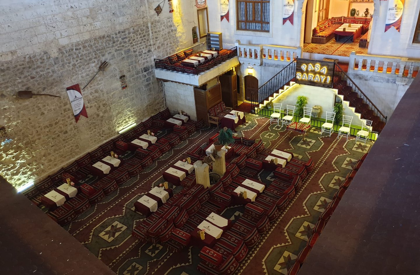 Paşa Sarayı Sıra Gecesi