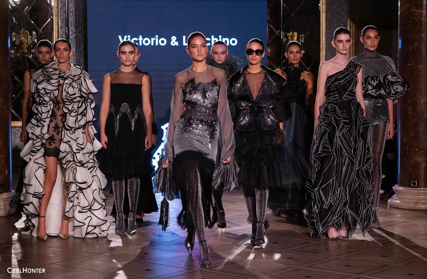 Desfile de Victorio y Lucchino - SIMOF Madrid 2024