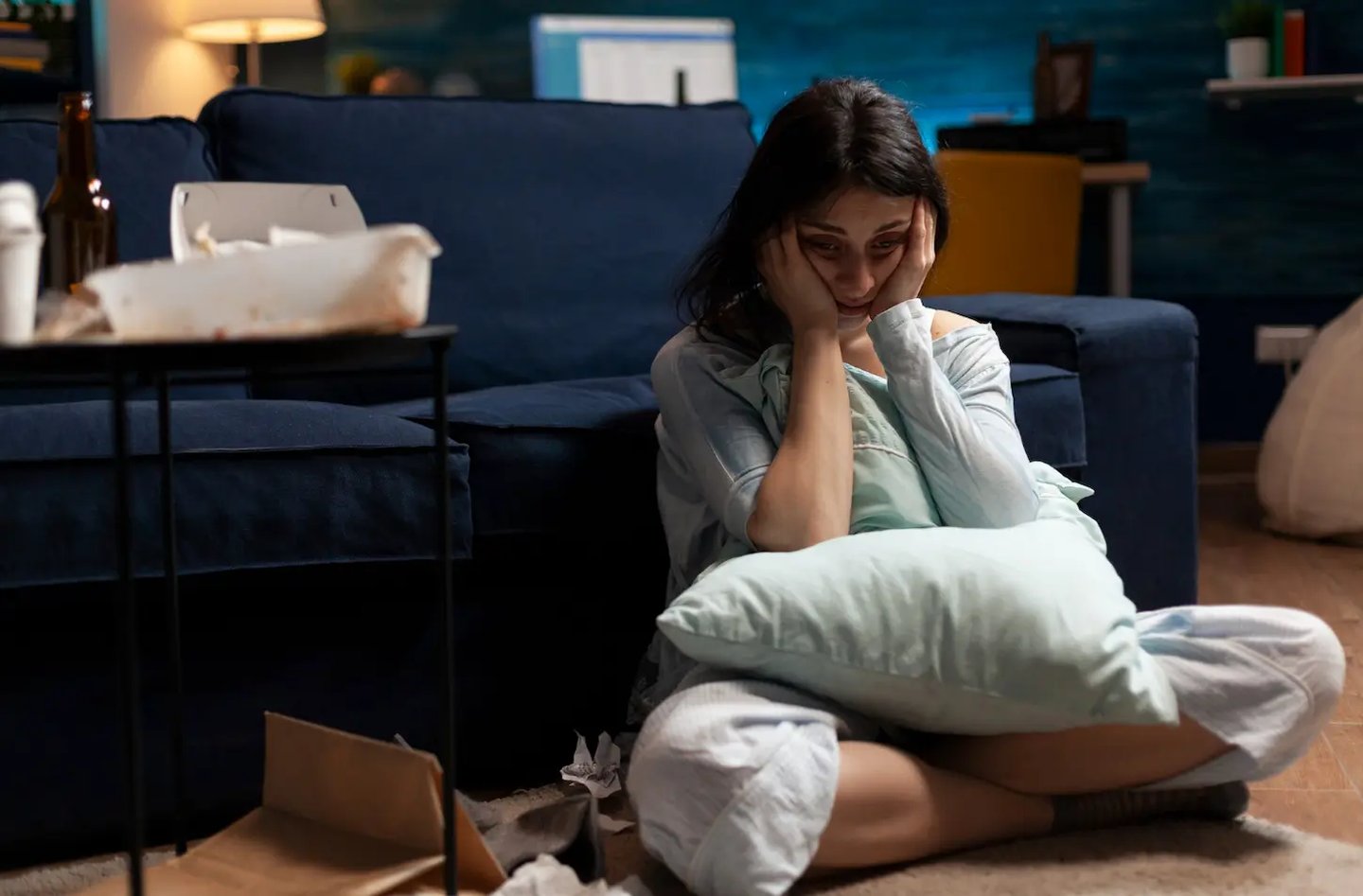 femme souffrant d'anxiete. Retrouver le calme et sérénité un magnetiseur à Nantes Christophe Meunier