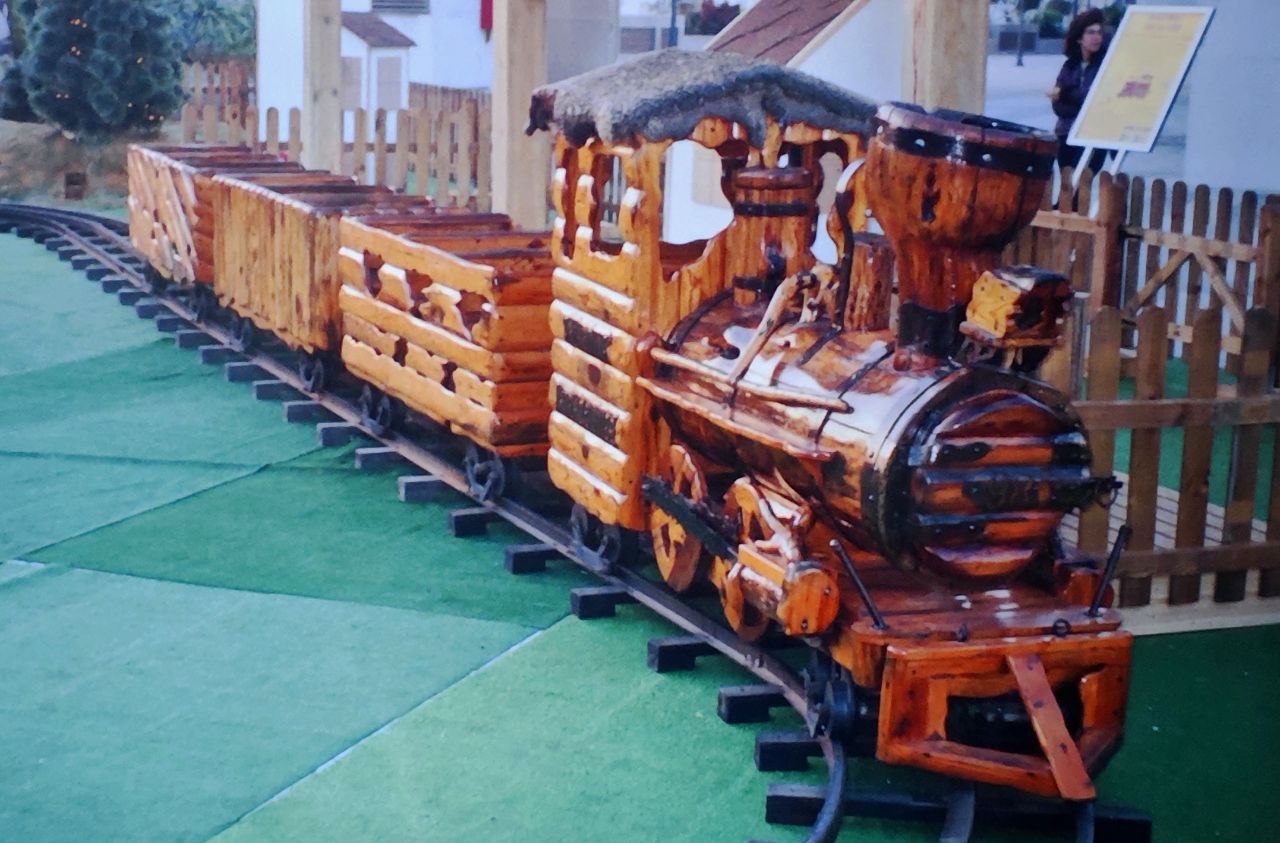 tren madera infantil alquiler 