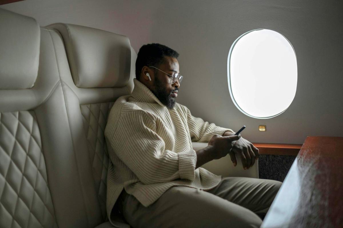 How to Survive an Air Crash