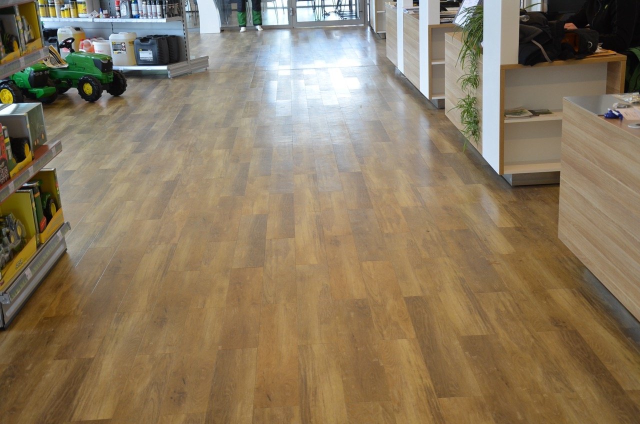 vinilines grindy visuomeniniame sektoriuje