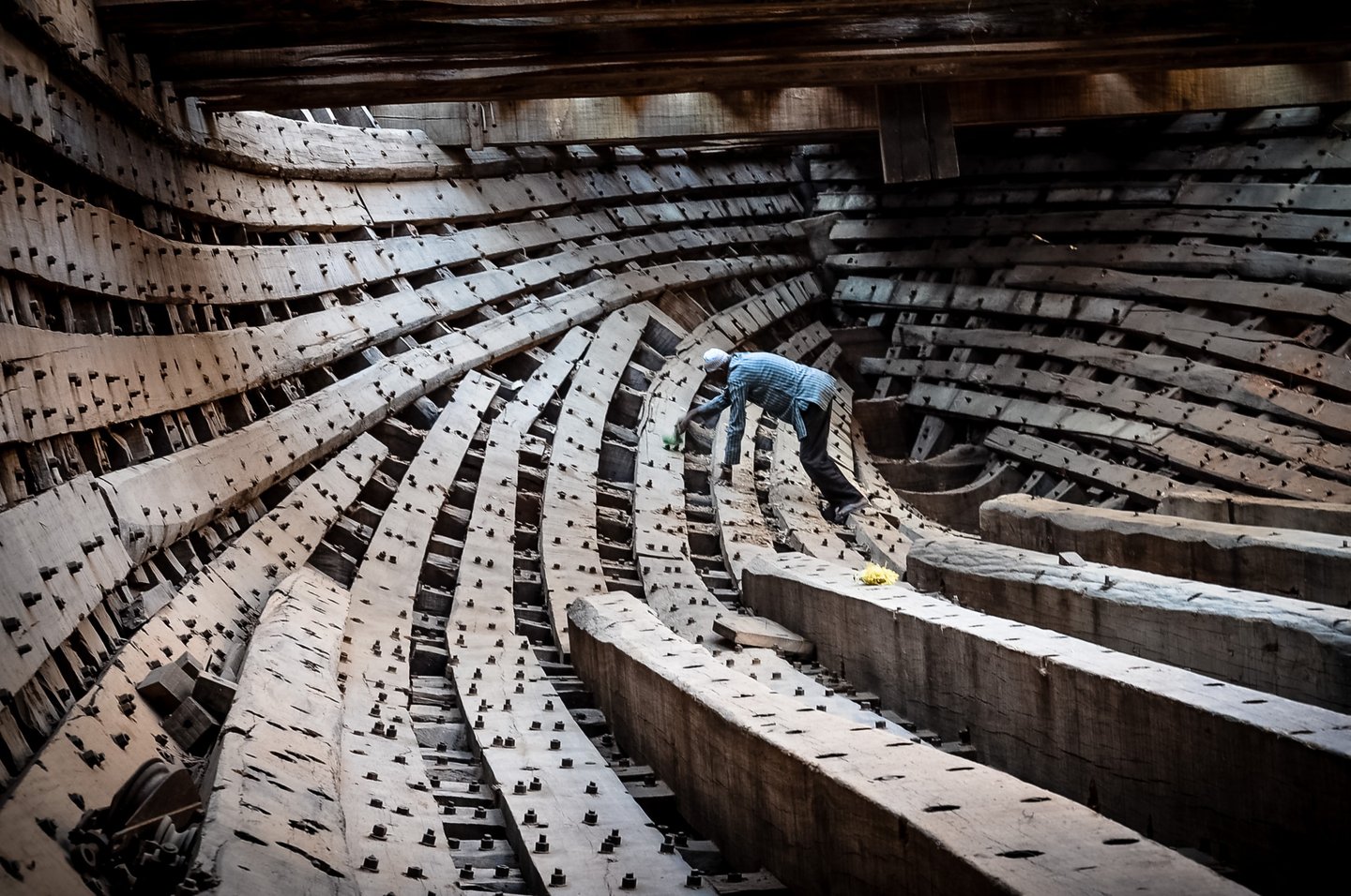 Building boats in the traditional way in Gujarat, India.
