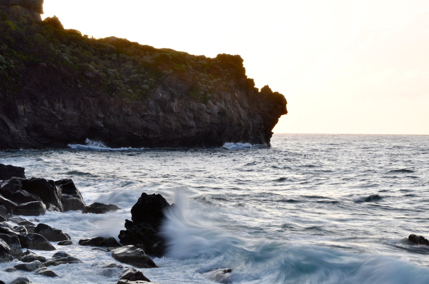 Mare mosso a Salina, Isole Eolie