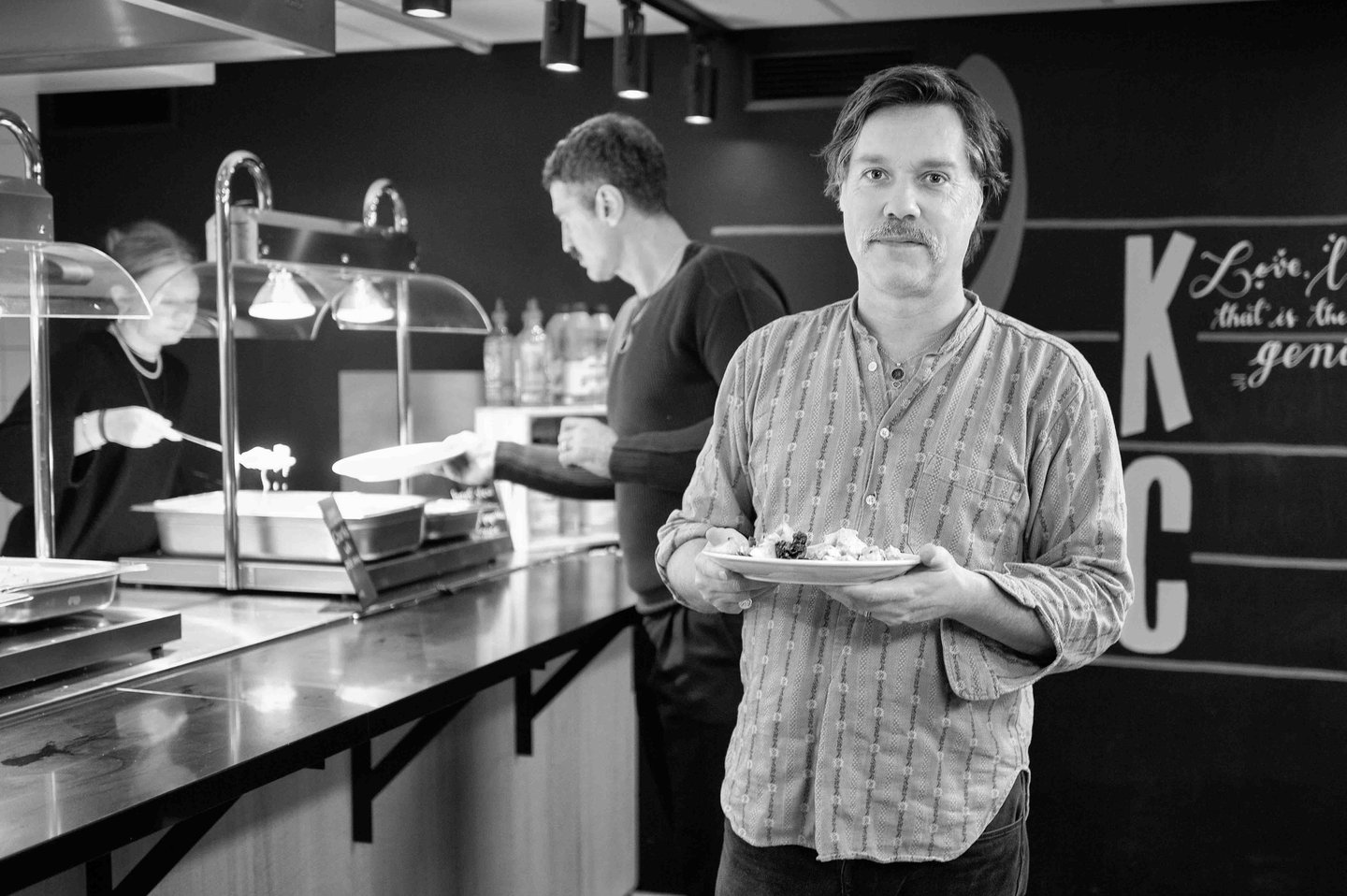 Singer songwriter composer Rufus Wainwright backstage in TivoliVredenbrug Utrecht photo by Peter Tra