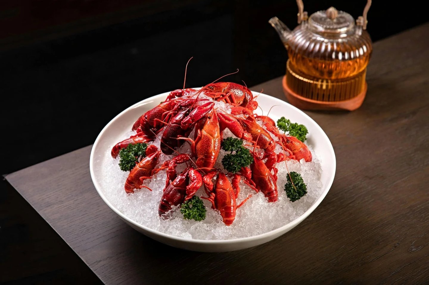 Lobster Redclaw premium dengan daging padat dan rasa bersih tanpa bau lumpur