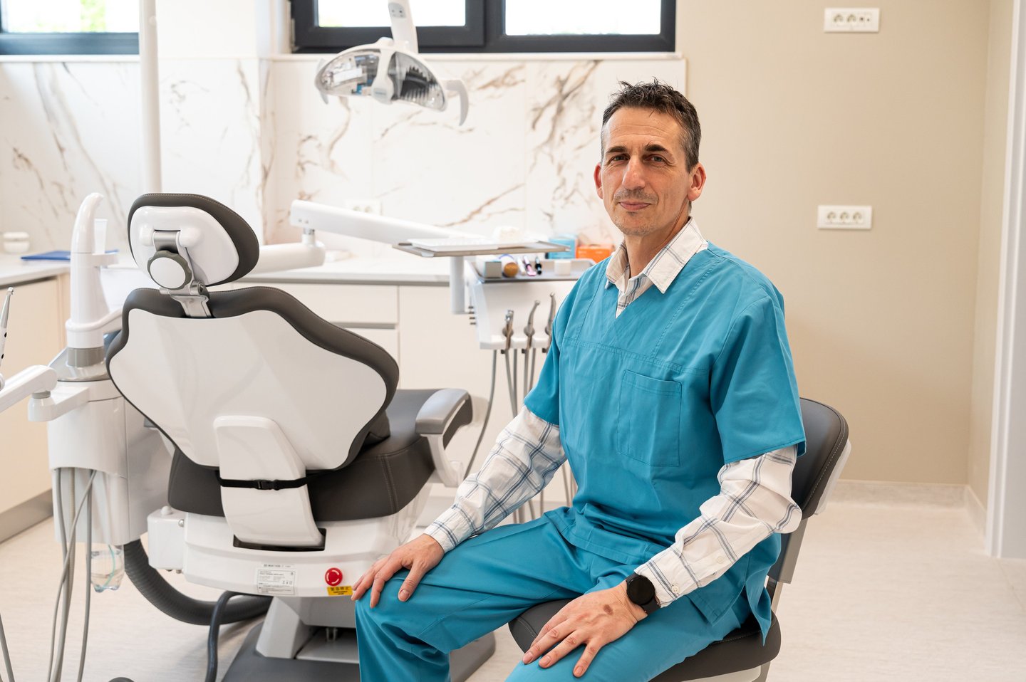 Dr Silviu Mihalceanu, medic primar stomatologie