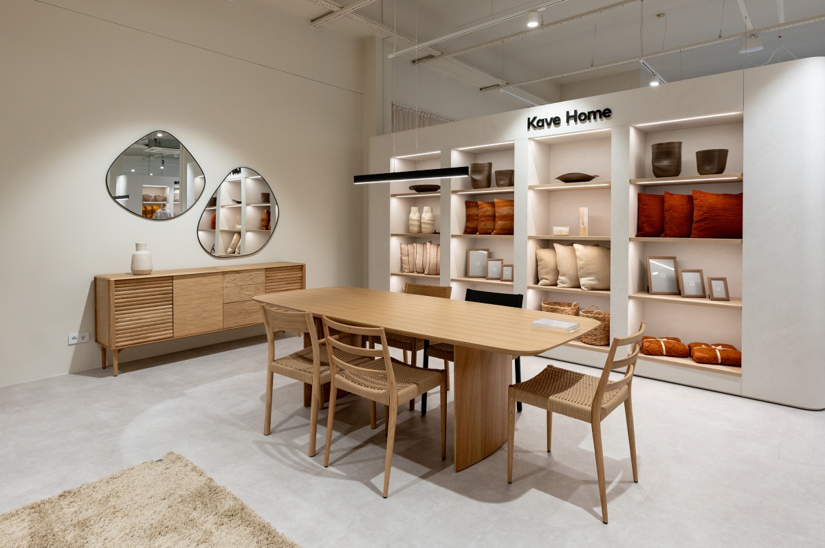 grindys prekybos salonams