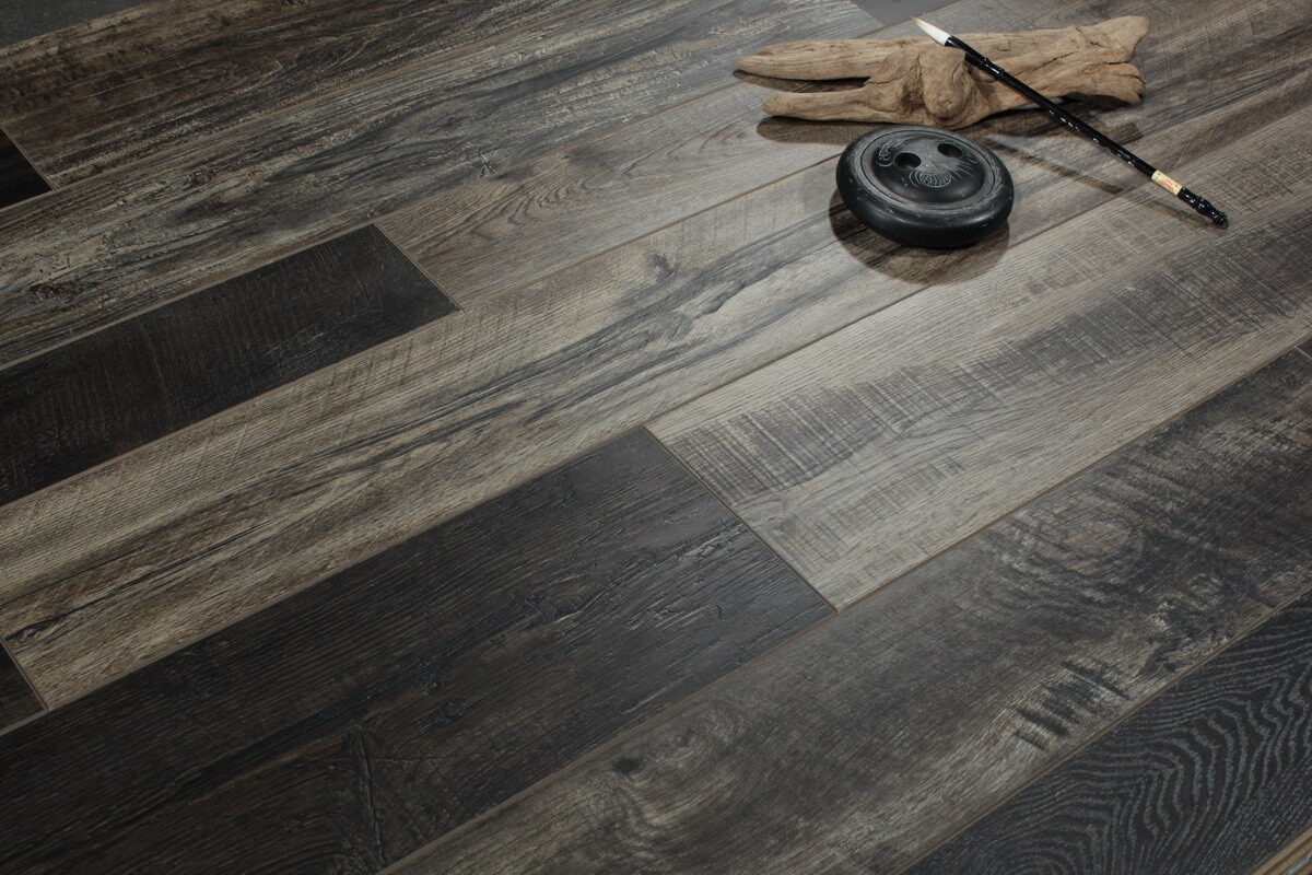 Laminate Plank Flooring