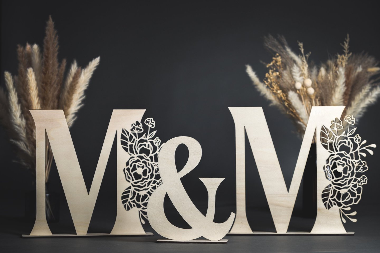 Initiales de mariages en bois. Déco de mariages