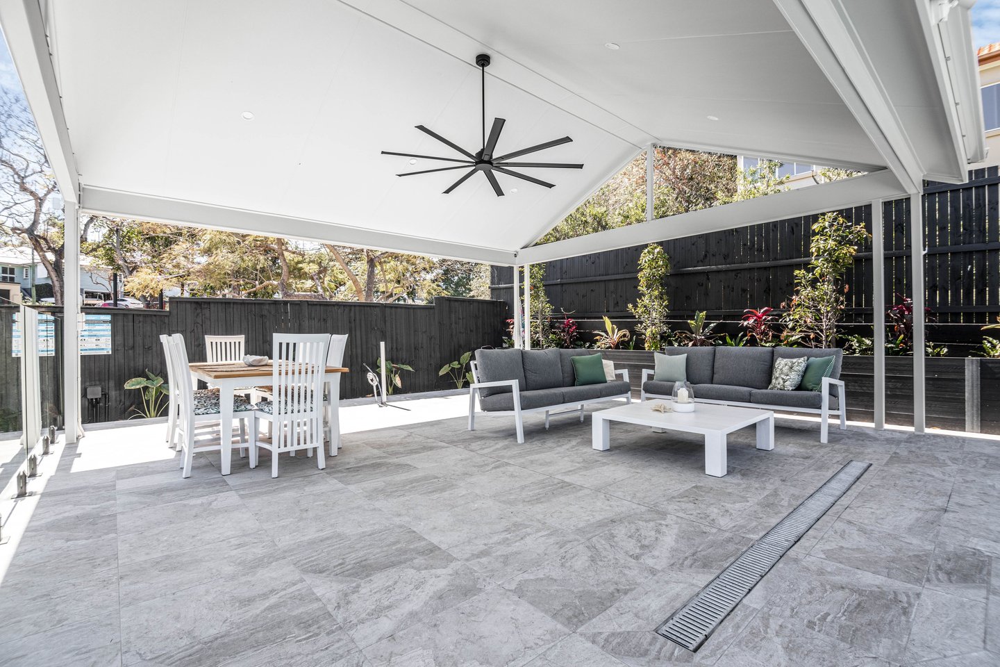 Outdoor Real Estate Photography Brisbane Queensland Exhibit Express Jennifer Casiano Construction