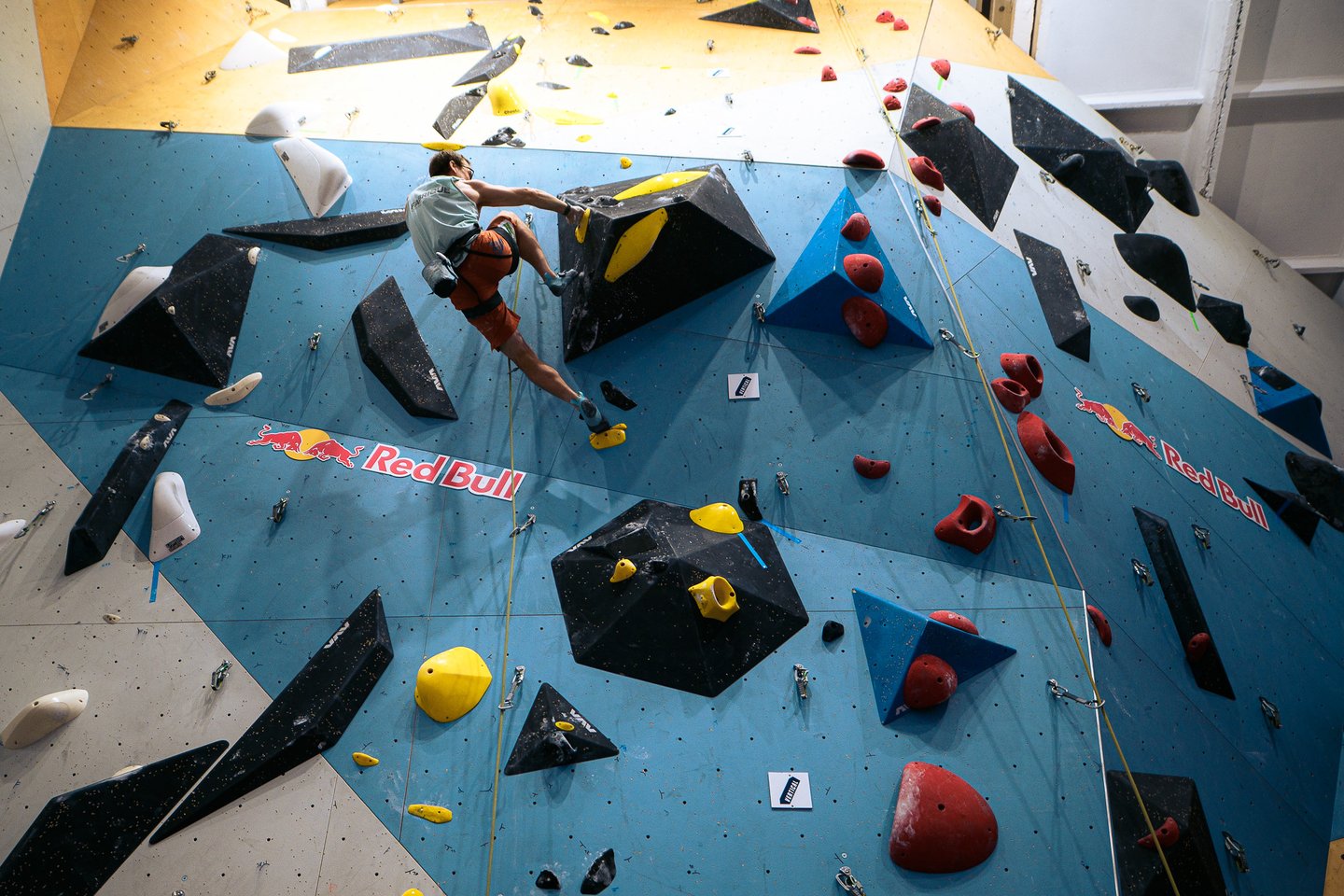 climber lead climbing on a big wall