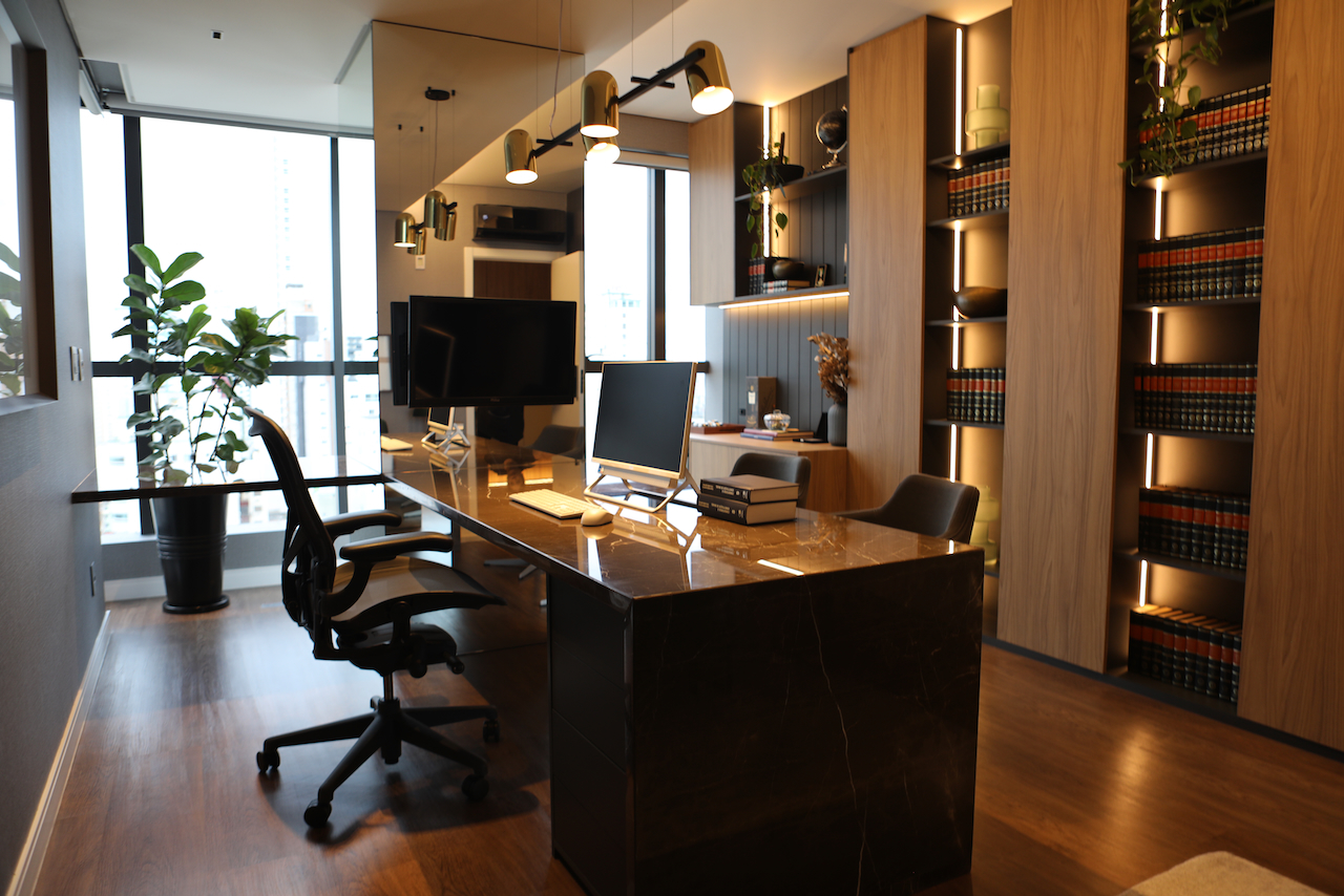 CAVALCANTI Advogados Associados