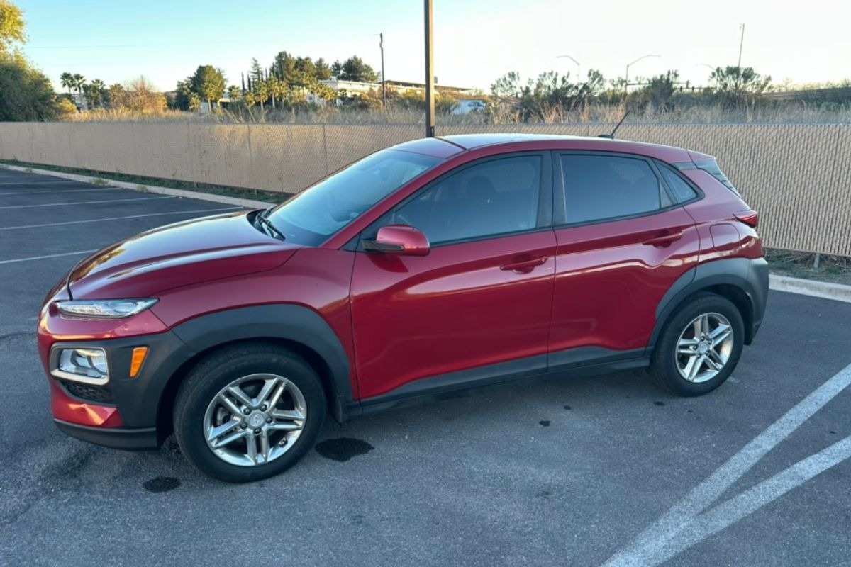 2019 Hyundai Kona compact weekly rental car for rideshare and delivery drivers in Tucson Arizona