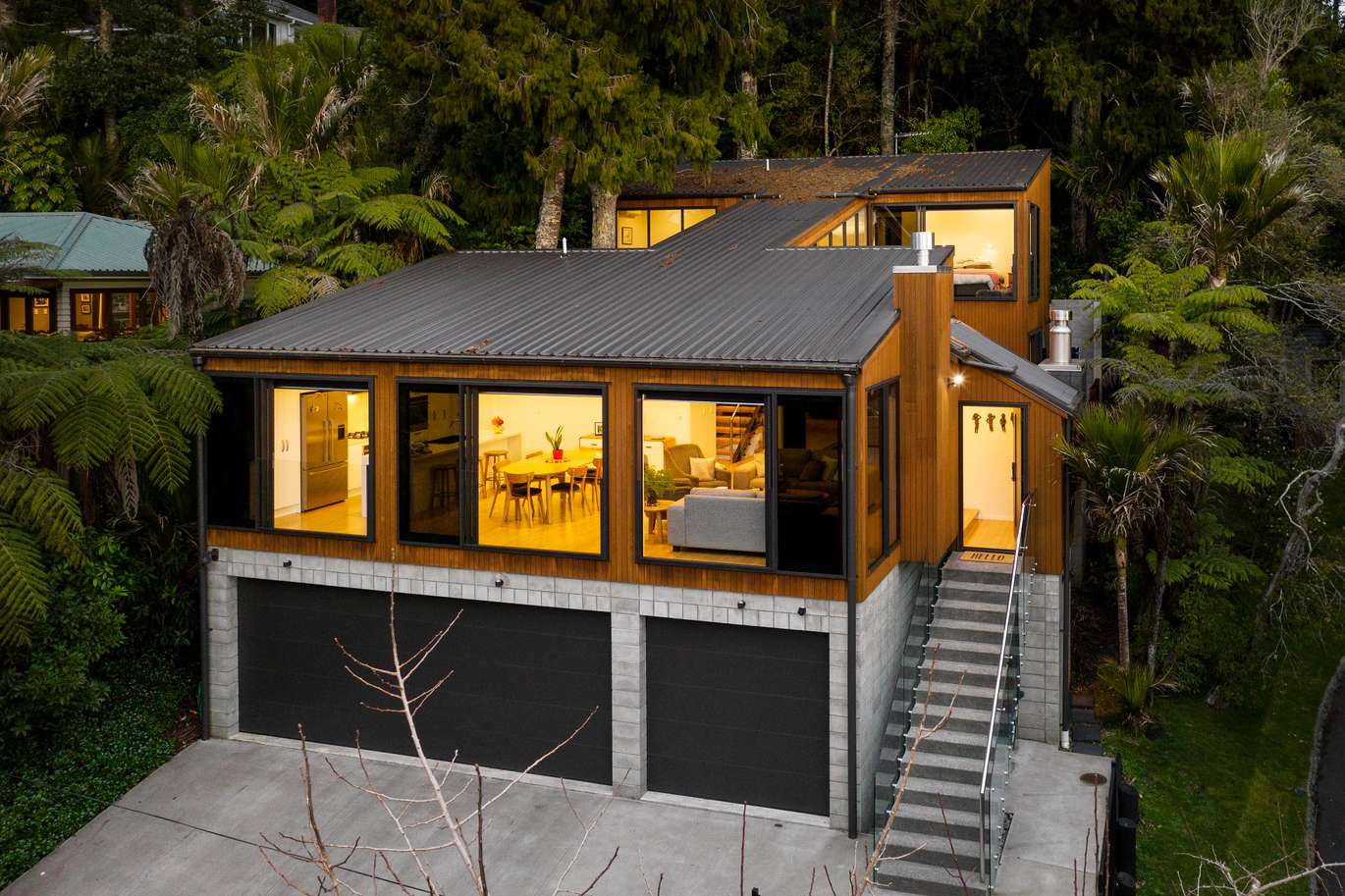 cedar home Titirangi Highend Homes West Auckland builder