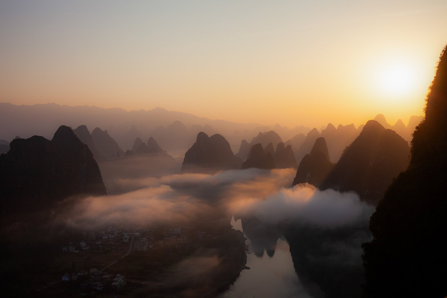 Xianggong Mountain, Guilin