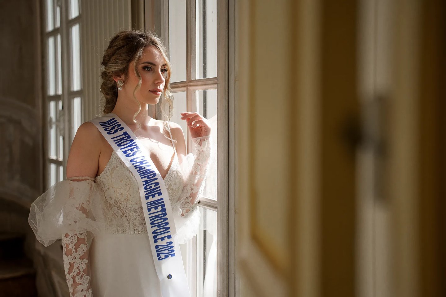 une photo de miss troyes champagne metropole au chateau de droupt saint basle