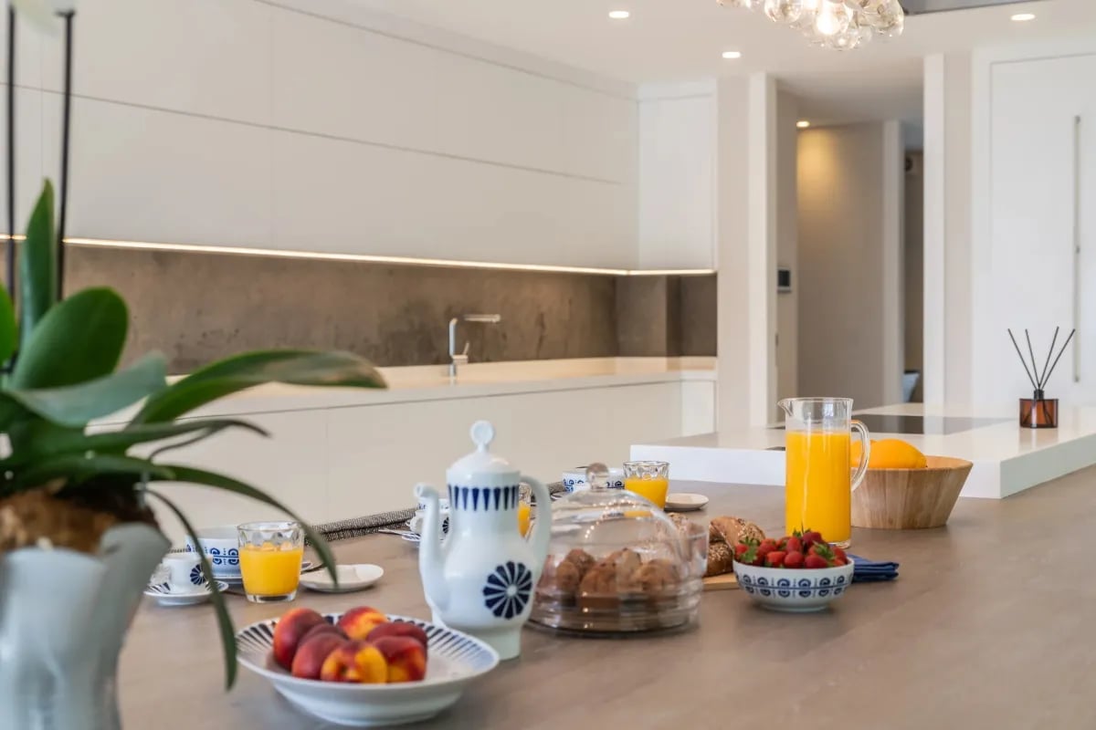 Kitchen counter with breakfast at Villa Serenity