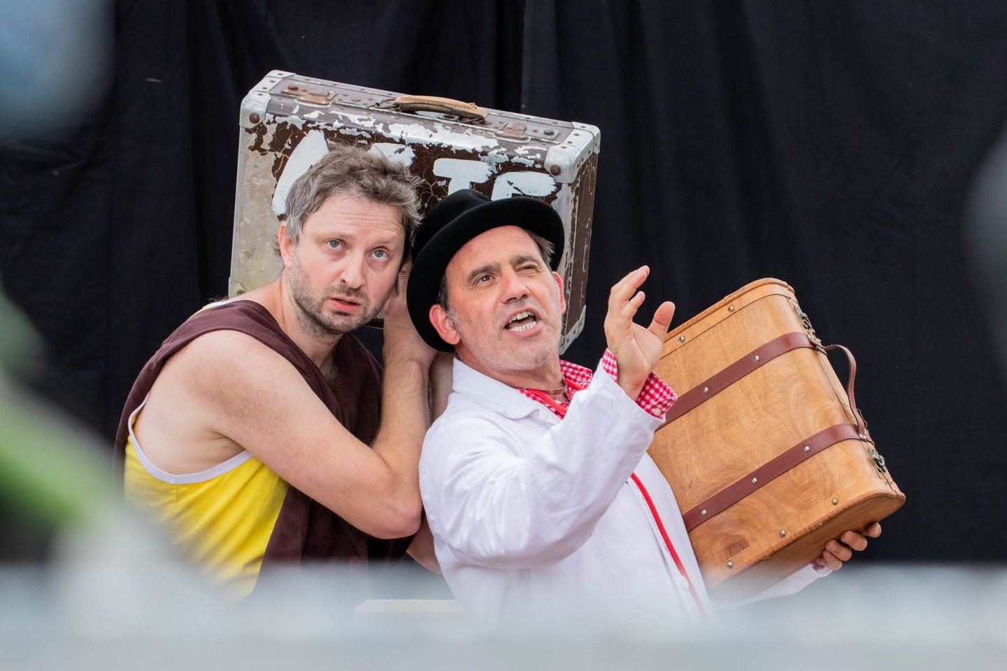 Jean-Philippe DE OLIVEIRA et Thomas Le Gloannec dans le Médecin malgré lui de Moliere.