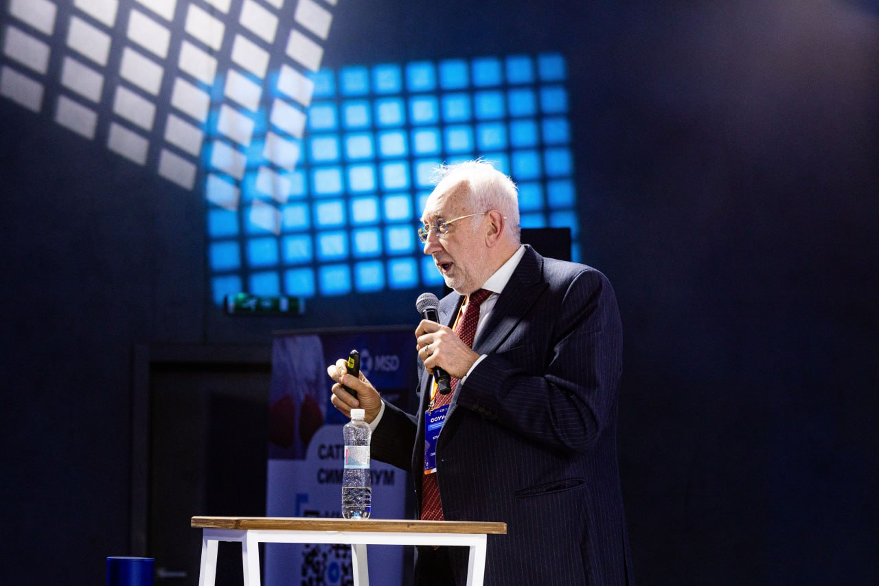 professor stakhovsky eduard, urolog, oncolog, kyiv, ukraine