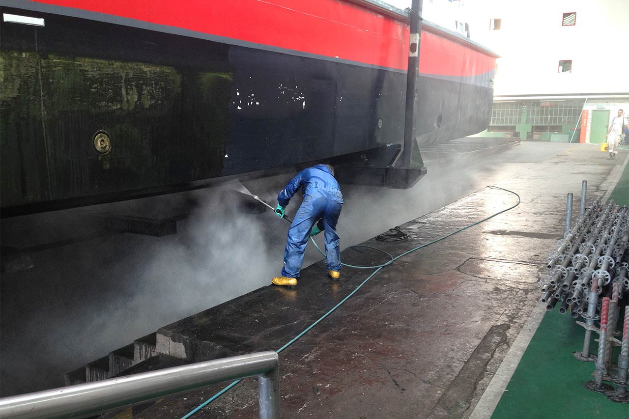 Hull Cleaning using Hydro-Jet