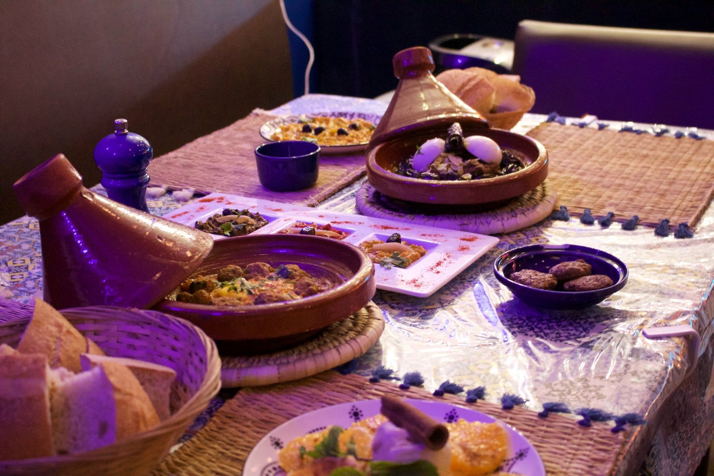 Tajines marocains traditionnels faits maison au restaurant Majorelle à bordeaux.