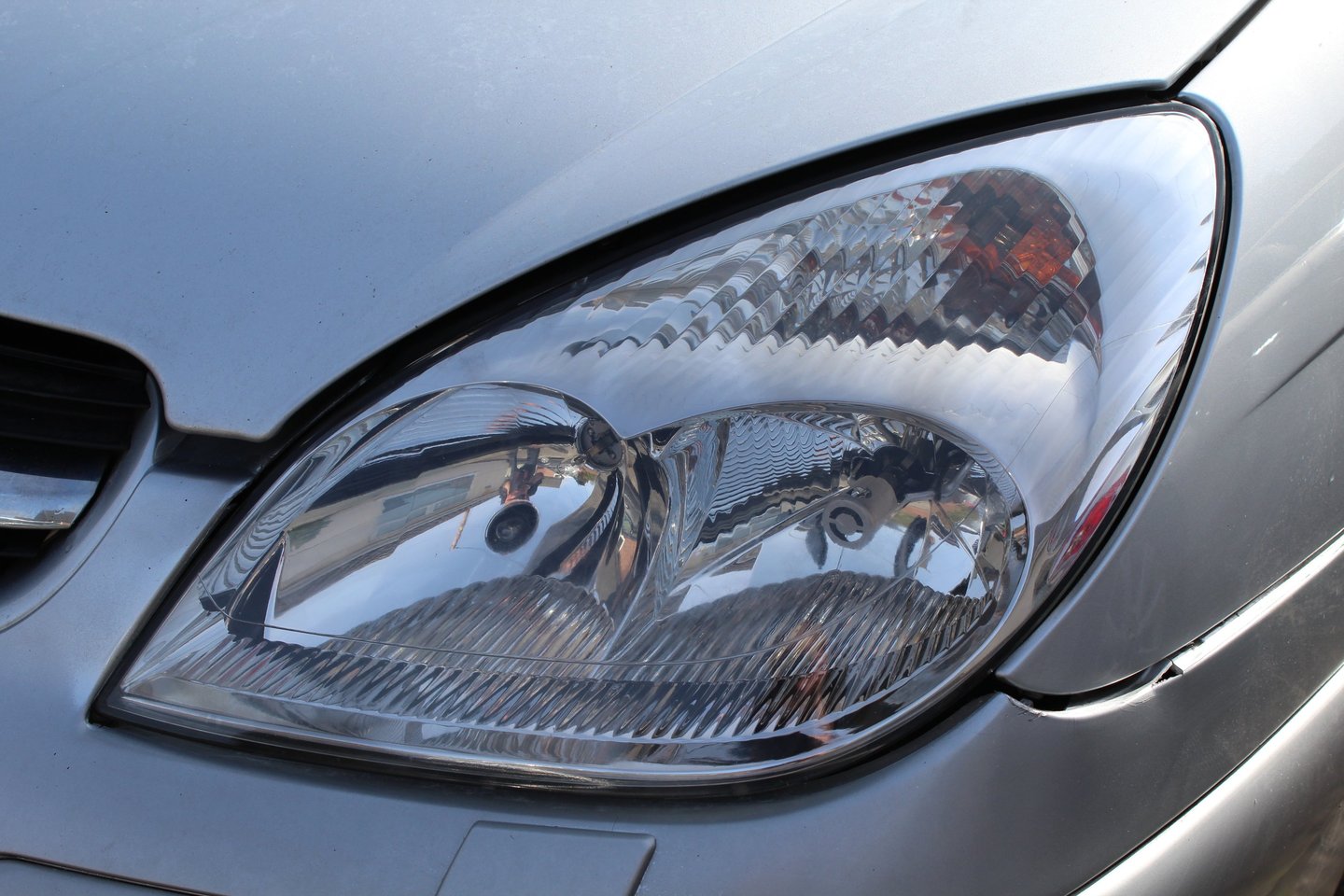 Headlight restoration