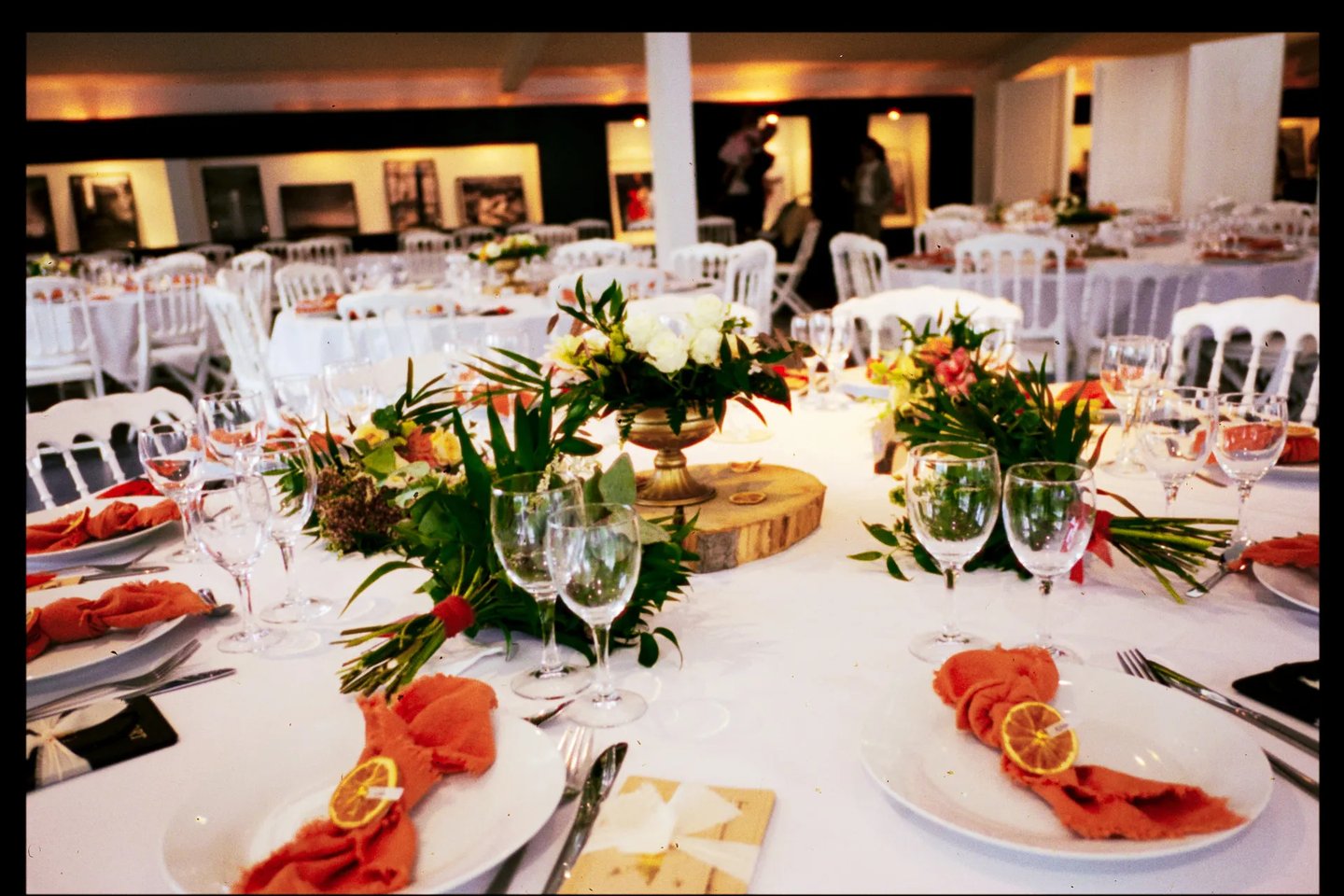 Décoration de table au chateau Nord | rollbak | Photographe mariage Hauts de France