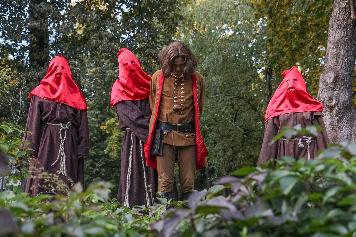 Budelio kostiumas, viduramžių kostiumas