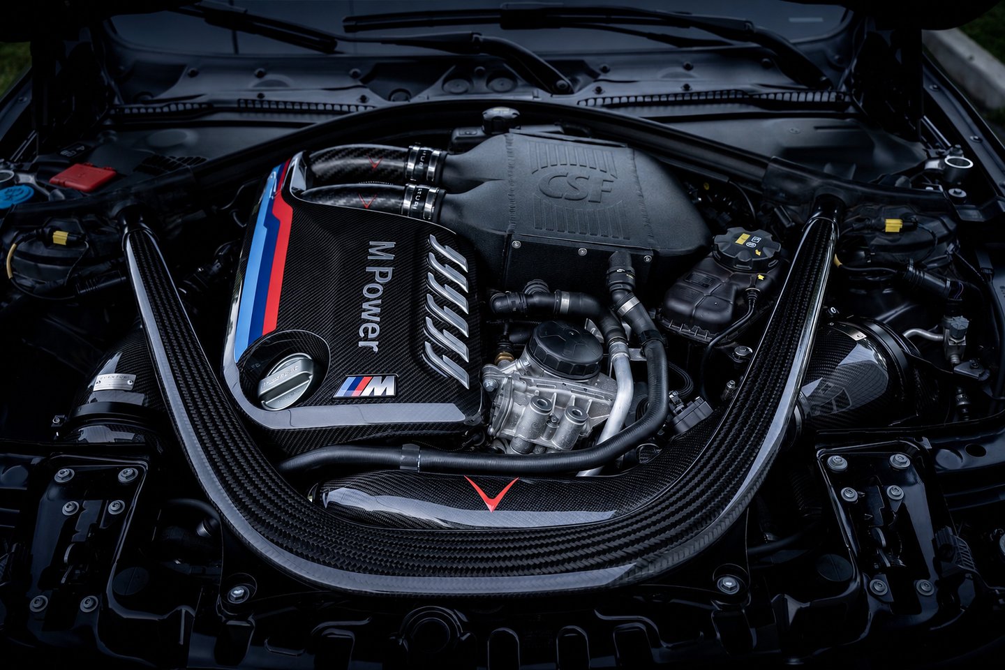 Pièce M Performance