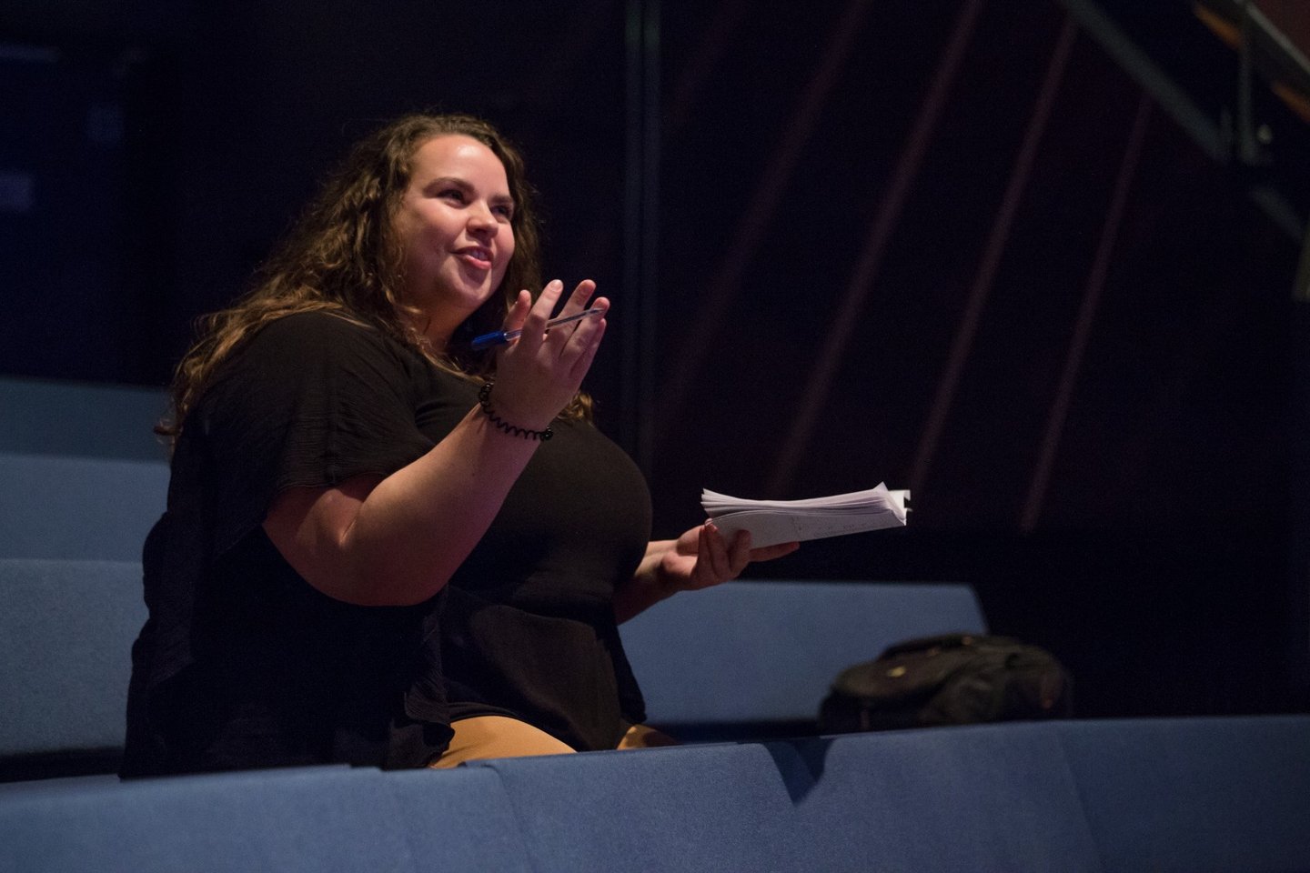 Jeske Roozen in het theater.