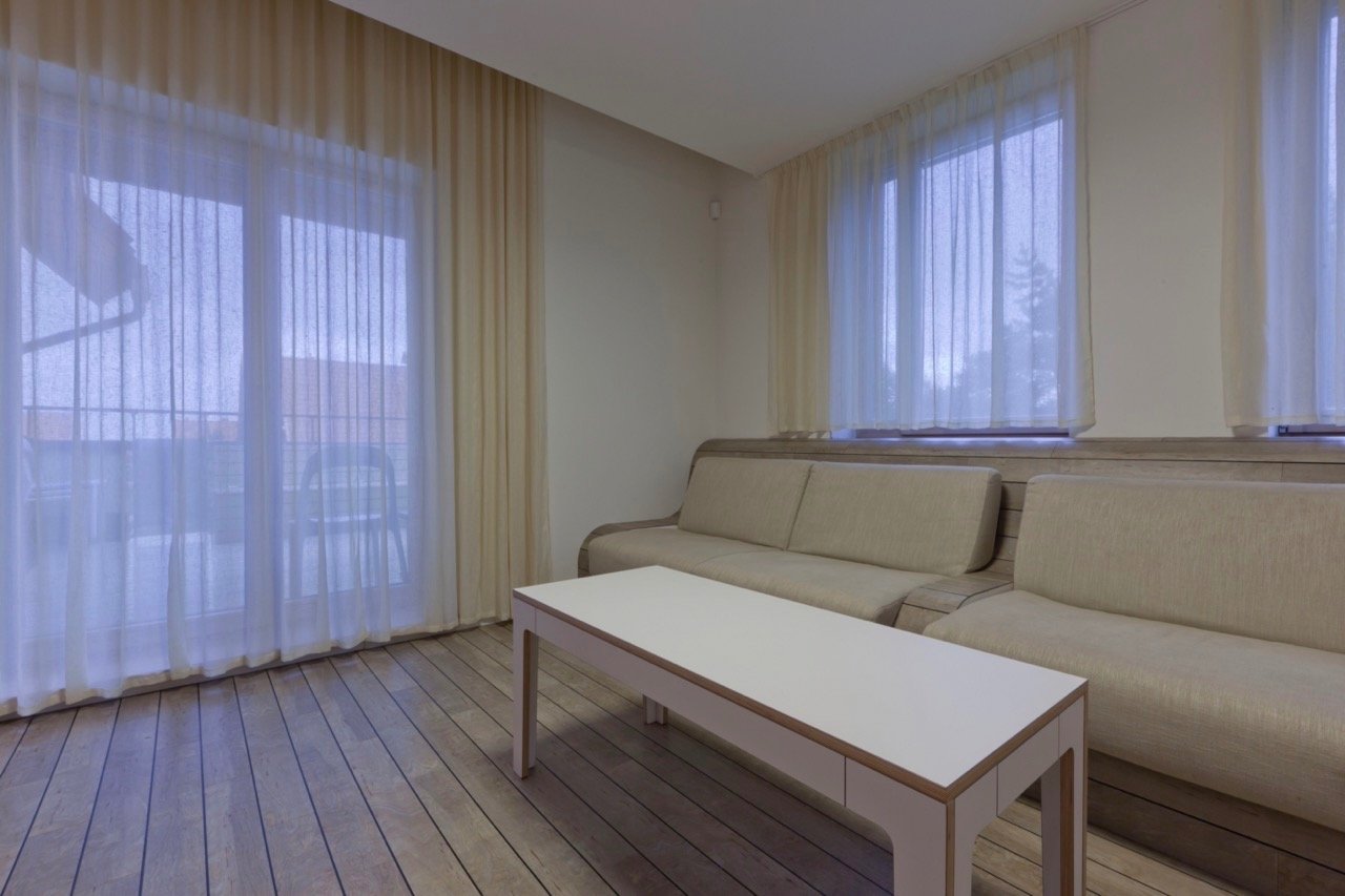 vinilas ant lenktų paviršių