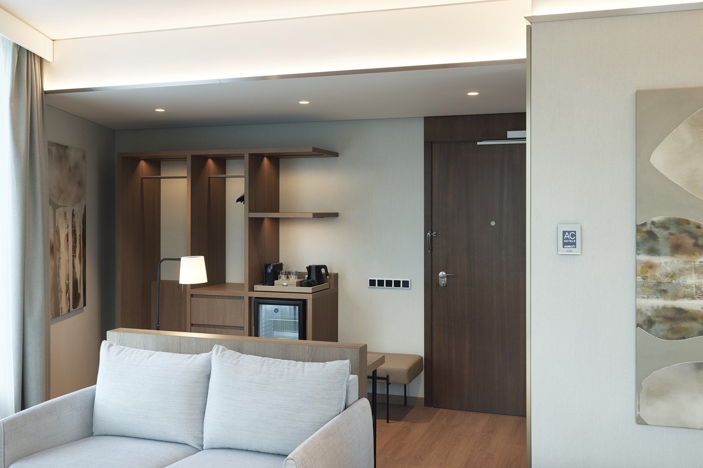 Vinilinė sienų danga ant medvilnės pagrindo