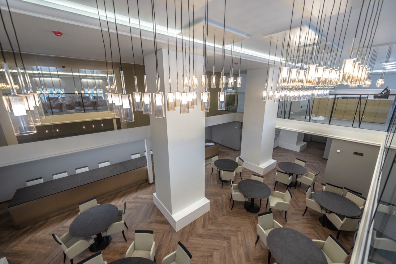 astaprios vinilo grindys