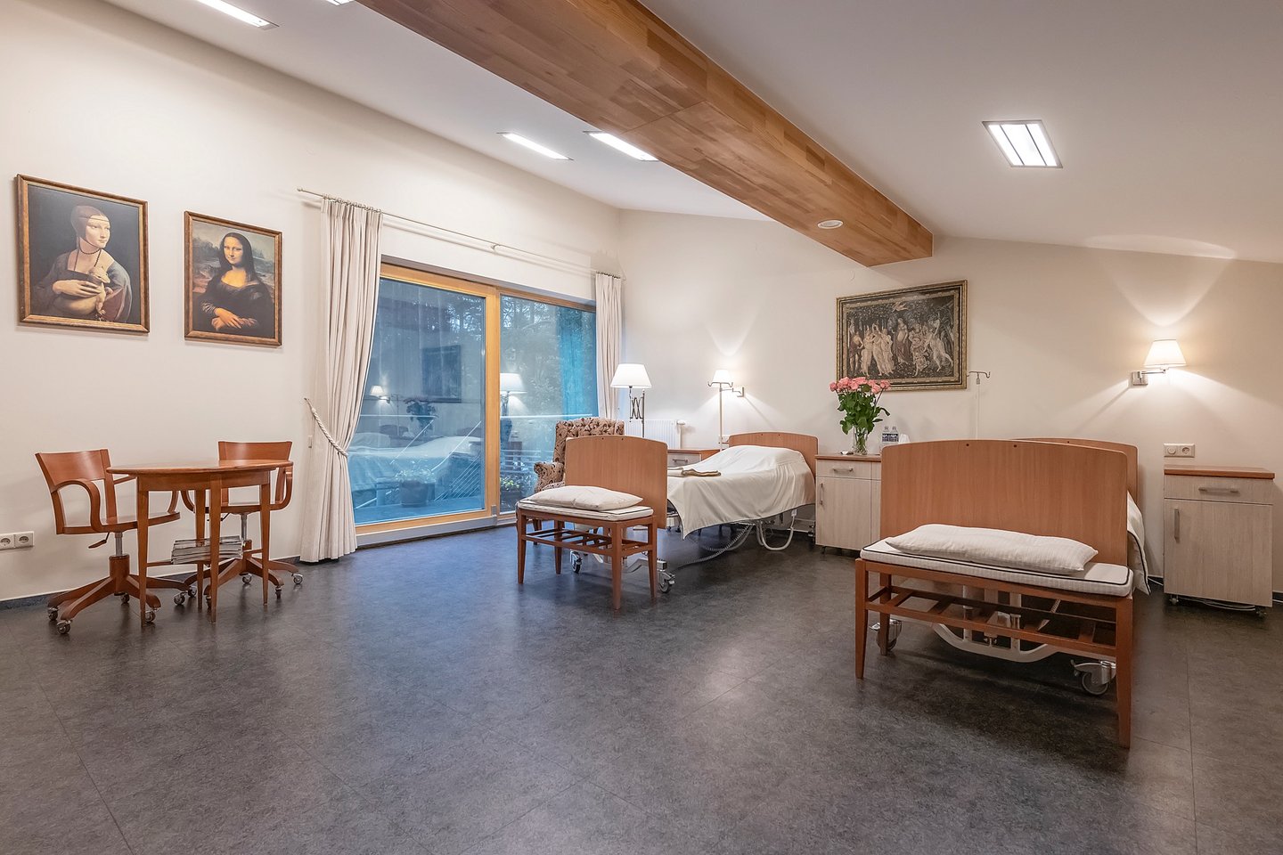 grindys medicinos įstaigoms