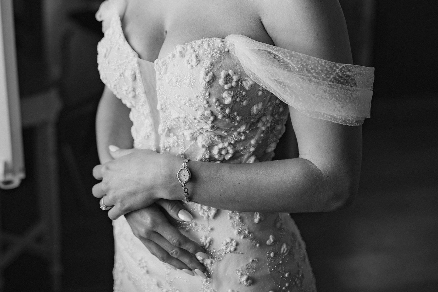 photo de mariage, détails de la robe de mariée, mariage à Bordeaux
