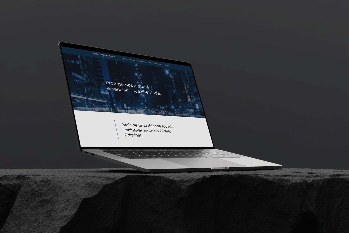 Projeto Ueno & Kompier Abib – Projeto de Identidade Visual feito pelo Estúdio Criativo Voluca